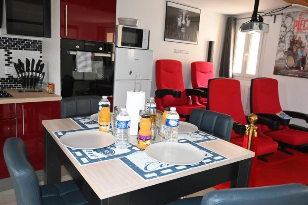 Cinema Appartement 10Mn Aeroport Roissy Cdg Villeneuve-sous-Dammartin Kültér fotó